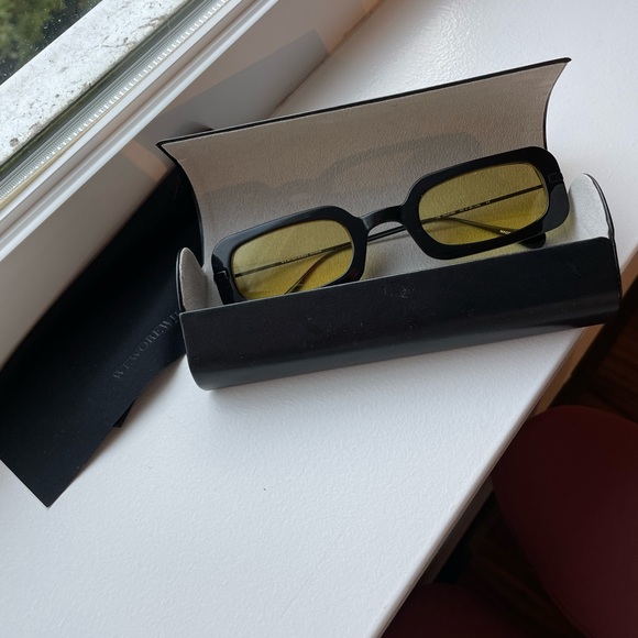 The Backyard Sunglasses in Black & Yellow Mono
WeWoreWhat - Picture 6 of 13